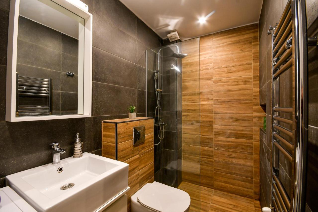 #Skgh Αvra & Ariadni Suites - Whitetower Citycenter Салоніки Екстер'єр фото